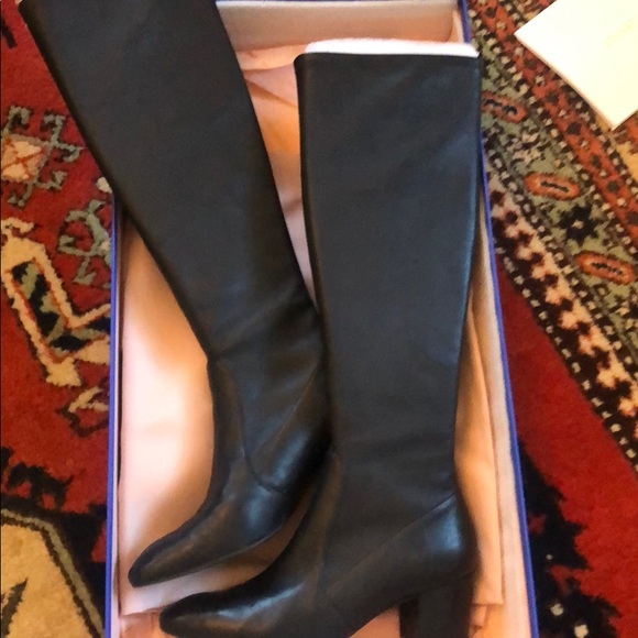 Stuart Weitzman Liviana Boot — Size 8 - Picture 2 of 3